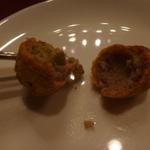 オステリア ブッコ - オリーブの肉詰フリット・・ブラックオリーブ