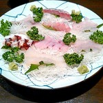 Kisshoutei Sushi Robata - 刺身の盛り合わせ