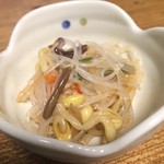 餃子居酒屋 なまらぴりか - 突出し