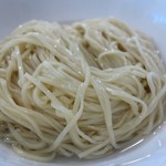 自家製麺 くろ松 - 麺   中華そばの1.5倍くらいの量ありますねー