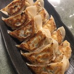 餃子居酒屋 なまらぴりか - 餃子 300yen×2