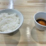 自家製麺 くろ松 - 卵黄のウニ醤油ごはん