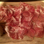 ビストロ マチュリスタ - シャルキュトリー盛合せ 3種 ¥1,280