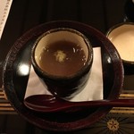 赤坂 菊乃井 - 猪口（ちょく）：赤蕪蒸し海老餡かけ　山葵