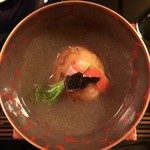 赤坂 菊乃井 - 蓋物（ふたもの）：百合根饅頭　鶉つみれ　フォアグラ　トリュフ餡　青味大根人参ムズ日