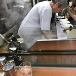 中華そば 丸福 - ご主人の仕事っぷりシビれます。粋だねっ