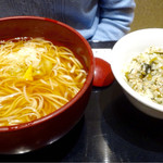 稲庭うどんとめし 金子半之助 - 稲庭うどんと高菜めし980円