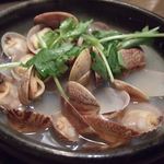 一軒め酒場 - アサリの酒蒸し
