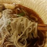 丸屋 - 蕎麦粉が透けて見える