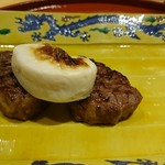 肉屋 雪月花 NAGOYA - 白子を崩してソースにして頂きます
