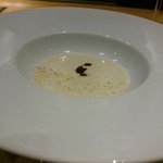 肉屋 雪月花 NAGOYA - 自然薯ビシソワーズ飛騨牛干し肉