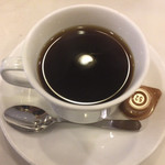 シュベール - ダブルタマゴのナポリタン ¥900 に付くホットコーヒー