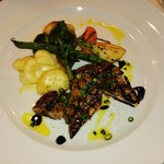 ビストロ　アギャット - ワイン豚肩ロースのグリル バルサミコソース