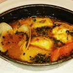 ビストロ　アギャット - 旬の魚介のサフランスープ仕立て