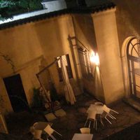 小笠原伯爵邸 - 屋上からパティオを望む