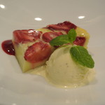 アキヒサ ハンダ - ヴァニラアイスクリームととちおとめ