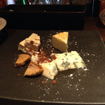 福岡キッチン - チーズ3種盛り合わせ