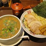 博多とんこつ 天神旗 - 魚極老（ぎょくろう）つけ麺（２００ｇ）　８５０円