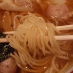 かづ屋 五反田店 - 麺のアップ