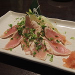 酒の一滴は血の一滴涙は心の汗 - 