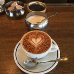 コーヒーハウス ニシヤ - カプチーノ（500円）