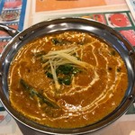 ビンディカ 金山店 - 日替わりのオクラとチキンカレー