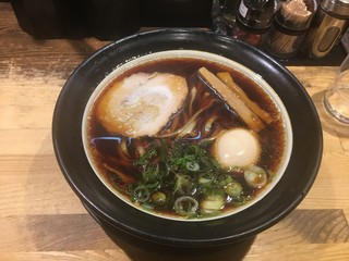 大阪 難波で24時間営業 深夜におすすめのラーメン店8選 食べログまとめ