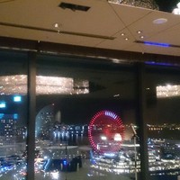 横浜モノリス - 