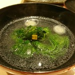 寿司割烹 魚紋 - 九絵のお吸い物。