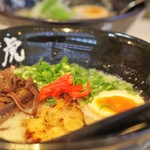 武虎 - 背脂豚骨ラーメン