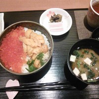 函館うに むらかみ 日本生命札幌ビル店 - 