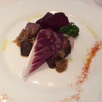 リストランテ カノビアーノ - 牛もも肉のグリル、玉ネギソースです。