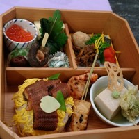 美濃吉本店 竹茂楼 - 