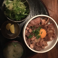 馬刺しと焼き鳥 グルマン三年坂 - 