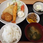 まんぷく亭　 - ミックスフライ定食（500円）