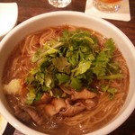 麺線屋formosa - 〆は、やっぱりパクチー増量麺線♪