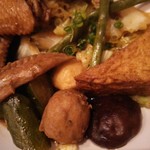 麺線屋formosa - イカだんご、キャベツ、きゅうり、しいたけ