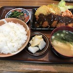 大富士 - とんかつ定食800円（税込）