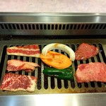 安楽亭 横浜貝の坂店