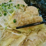 らーめん 稲荷屋 - ワンタン　200円