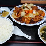 エフエフラーメン - 鶏肉の酢豚風