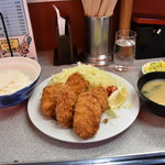 豊ちゃん - カキフライ定食