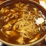 そば久 - 蕎麦は細め