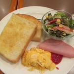 珈琲館 - スクランブルエッグ＆トーストモーニングセット　ドリンク代+160円