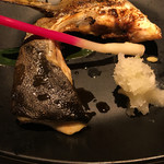 京町個室居酒屋 魚御殿 - カンパチの大カマ焼き