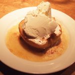 カフェ マメヒコ - マチネソワレの焼きリンゴ アイス乗せ(600円)