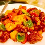 Ngan Dinh Restaurant - 『箥籮咕嚕肉』様（酢豚）