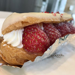 カフェ・ディ・フェスタ - 苺のエクレア 2016/04/25