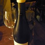 ミニヨン　坂ノ上 - 特別ワインのボトルキャップは蝋で出来ていました