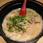 豚骨ラーメン 銀水 - 豚骨らーめん